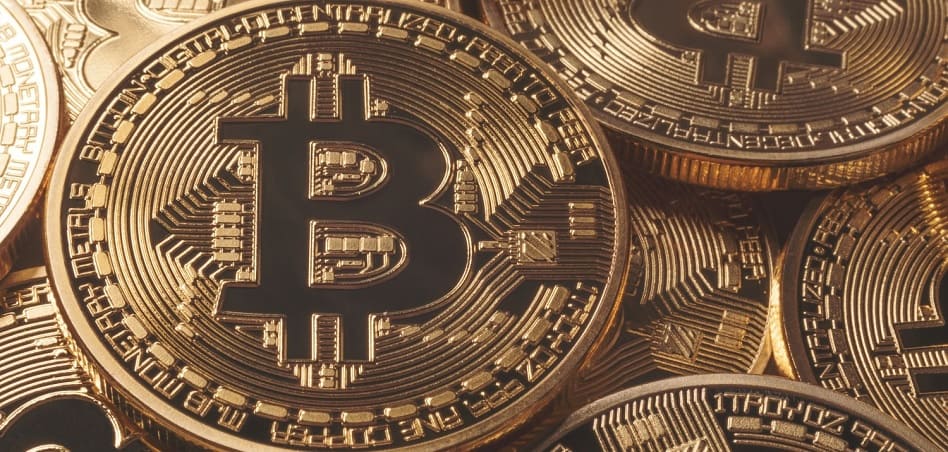 El bitcoin se sitúa por debajo de los 4.000 dólares y cae más de un 70% en el último año