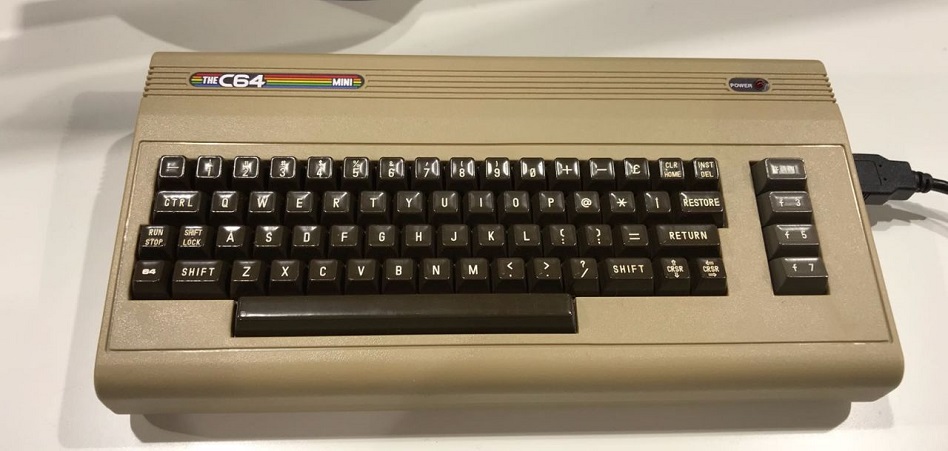 La moda de la tecnología retro: vuelve Commodore 64