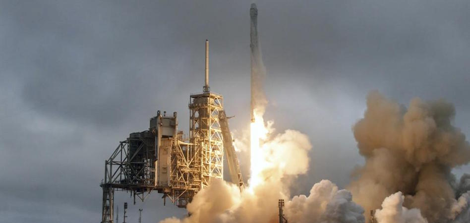 SpaceX pide pista en la Luna