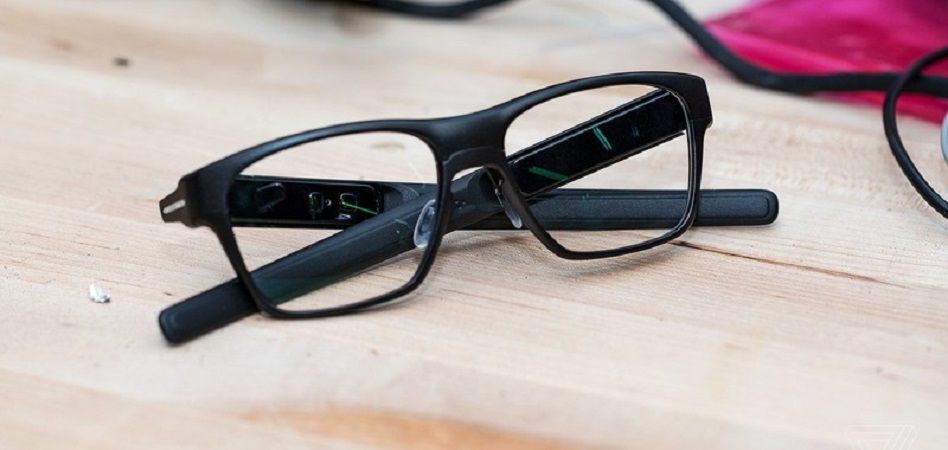 Intel sigue los pasos de Google y desarrolla unas gafas inteligentes