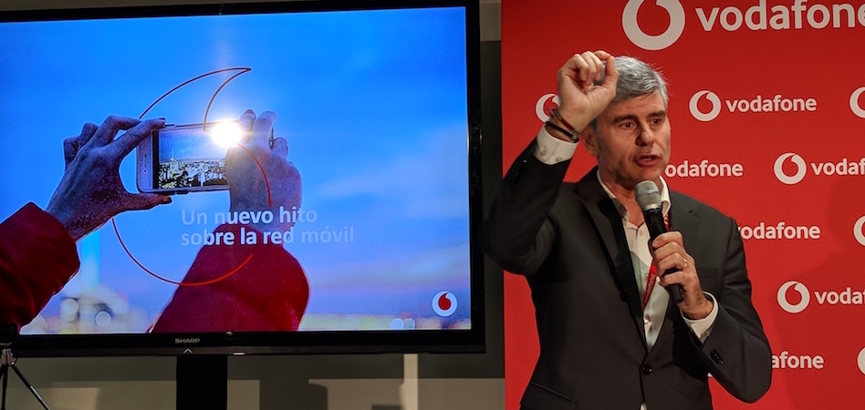 Vodafone realiza una videollamada con 5G y fecha su llegada a ‘smartphones’ para 2019